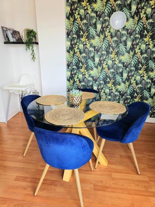 Centre 2 Bed & 2 Bath With Free Secured Parking Near And Hospital Apartamento Sheffield