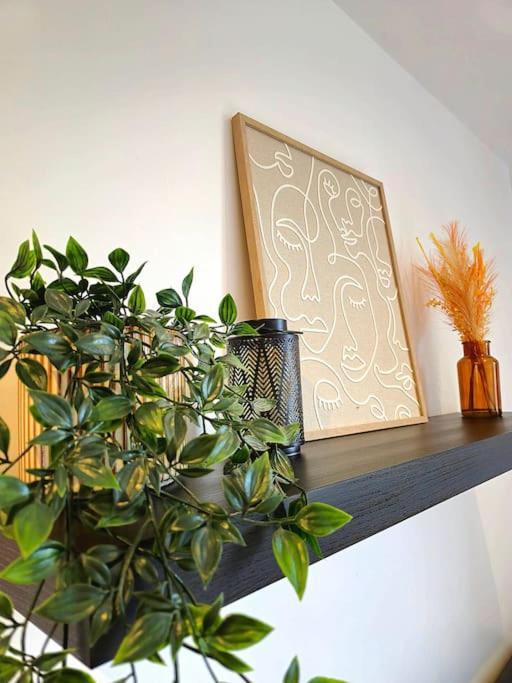 Apartamento Centre 2 Bed & 2 Bath With Free Secured Parking Near And Hospital